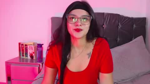 Antonia online show from July 2026 01:14:02 PM