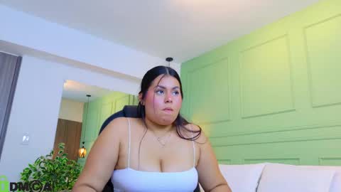 Snapshot of antonia_perez chatting on May 2026 07:07:01 PM antonia_perez online show from May 2026 07:07:01 PM