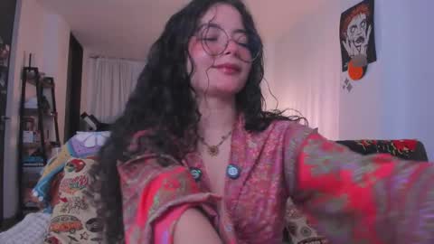 Antonia online show from February 2026 03:48:02 AM