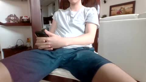 Snapshot of antonio_ricci chatting on February 2025 08:15:01 PM antonio_ricci online show from February 2025 08:15:01 PM