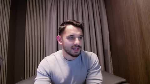 Snapshot of antoniovalentinidiamond chatting on November 2025 07:58:01 PM HI My name is Antonio online show from November 2025 07:58:01 PM