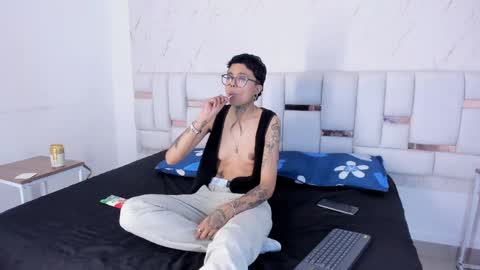 Snapshot of antony_d_ossa chatting on April 2026 08:03:02 PM antony_d_ossa online show from April 2026 08:03:02 PM