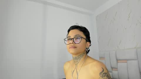 Snapshot of antony_d_ossa chatting on May 2026 08:07:02 PM antony_d_ossa online show from May 2026 08:07:02 PM