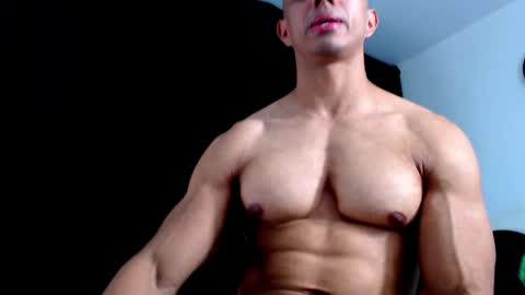 Instagram miguelangel1802  online show from December 2025 05:29:01 PM