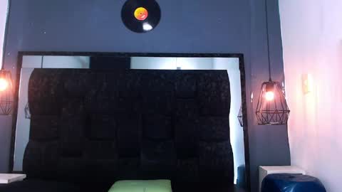 Snapshot of anxiuos_miller chatting on May 2026 01:23:02 AM anxiuos miller online show from May 2026 01:23:02 AM