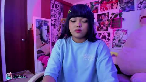 Any online show from October 2025 01:47:01 AM