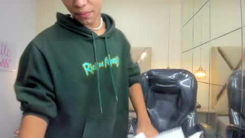 anyelotwink online show from March 2026 02:27:02 AM