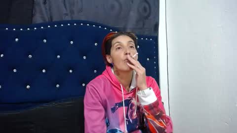 Snapshot of anyu_1306 chatting on January 2025 03:43:01 AM anyu online show from January 2025 03:43:01 AM