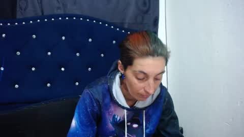 Snapshot of anyu_1306 chatting on March 2025 03:23:02 AM anyu online show from March 2025 03:23:02 AM