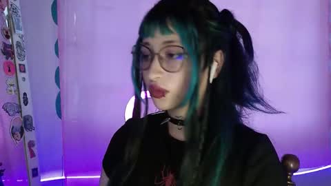 aoi_dandelion online show from November 2025 10:30:01 PM