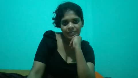 Snapshot of apa142817 chatting on May 2026 07:00:01 PM Aparalux online show from May 2026 07:00:01 PM