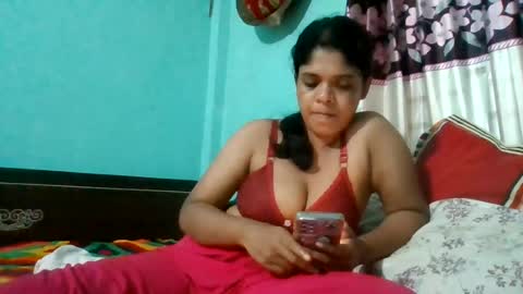 Snapshot of apa142817 chatting on June 2026 07:22:02 AM Aparalux online show from June 2026 07:22:02 AM