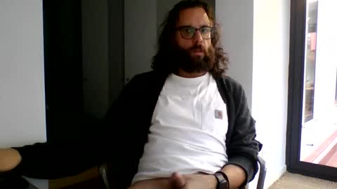 apc_3 online show from December 2025 03:21:01 PM