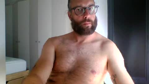 Snapshot of apc_3 chatting on June 2026 09:14:01 AM apc_3 online show from June 2026 09:14:01 AM