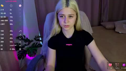 Snapshot of apheliastar chatting on June 2026 03:12:01 PM ApheliaStar online show from June 2026 03:12:01 PM