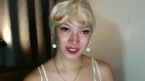 Snapshot of aphr0dite_x chatting on February 2026 10:20:02 AM Roman Goddess online show from February 2026 10:20:02 AM