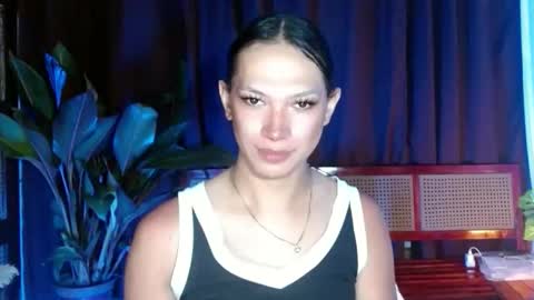 Snapshot of aphr0dite_x chatting on March 2026 01:18:01 PM Roman Goddess online show from March 2026 01:18:01 PM
