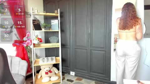 aphrodite online show from April 2026 09:13:01 PM