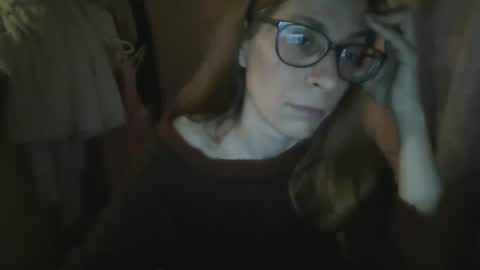 Snapshot of aphrodity_rox chatting on May 2026 09:20:02 PM Aphrodity Rox online show from May 2026 09:20:02 PM