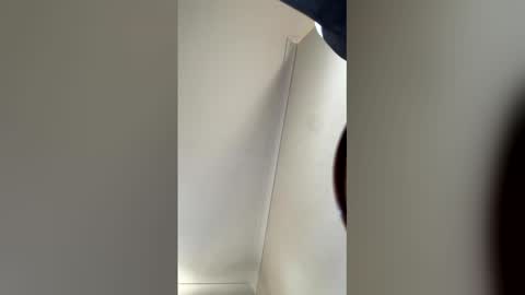 apollyxx123 online show from April 2026 05:21:02 PM