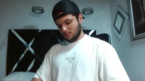 Snapshot of apolo_klein1 chatting on October 2025 07:51:01 AM Apolo online show from October 2025 07:51:01 AM