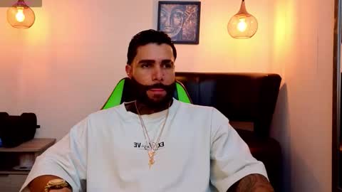 Snapshot of apolo_ryder chatting on May 2026 12:27:01 AM APOLO online show from May 2026 12:27:01 AM