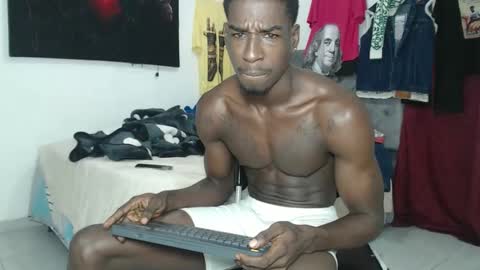 apoloblackbig online show from November 2025 10:06:02 AM