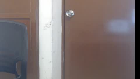 Nix online show from October 2025 06:27:02 PM