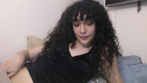 Snapshot of apolosbitch chatting on May 2026 04:41:02 AM Nix online show from May 2026 04:41:02 AM