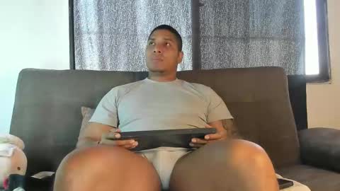 Apolo-strong online show from March 2026 01:11:02 PM