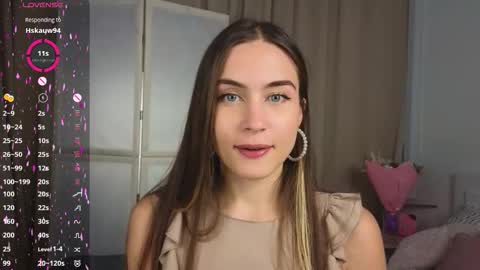 Vicki online show from September 2025 09:09:01 AM