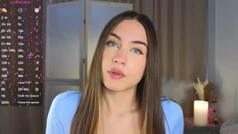 Vicki online show from September 2025 09:03:01 AM