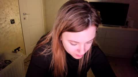 appleyummybuns online show from December 2025 05:39:02 AM