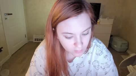 Snapshot of appleyummybuns chatting on March 2026 02:04:02 AM appleyummybuns online show from March 2026 02:04:02 AM