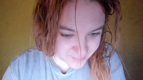 Snapshot of appleyummybuns chatting on March 2026 05:34:02 AM appleyummybuns online show from March 2026 05:34:02 AM