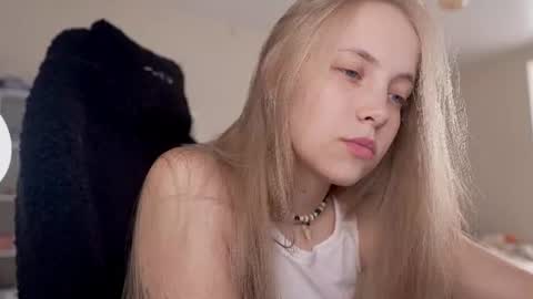  REYNA  my friend   online show from June 2026 03:12:01 PM