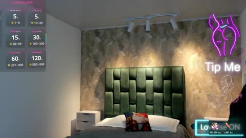  April  online show from November 2025 12:15:02 PM