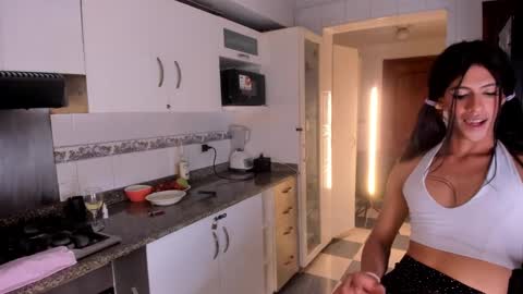 Snapshot of aprill_fox chatting on December 2024 09:10:01 AM aprill_fox online show from December 2024 09:10:01 AM