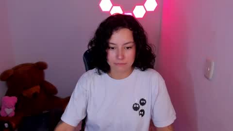 aqua emilly online show from April 2026 11:57:02 PM