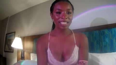 Snapshot of aquaesse chatting on May 2026 01:01:02 AM Aquaesse online show from May 2026 01:01:02 AM