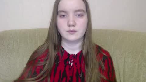 Josefin online show from December 2025 12:23:02 PM