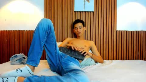 aquarius_xxx online show from October 2025 11:36:01 AM