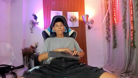 aquarius_xxx online show from November 2025 11:21:02 AM