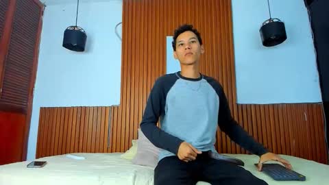 aquarius_xxx online show from November 2025 11:38:02 AM