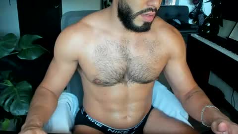 Snapshot of aquiles0224 chatting on July 2026 03:50:02 PM T. online show from July 2026 03:50:02 PM