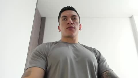 Snapshot of aquiles_51 chatting on April 2026 06:03:02 PM Jonathan online show from April 2026 06:03:02 PM