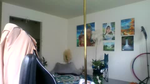 Snapshot of arabbustybeauty chatting on June 2026 06:55:02 PM BustyPrincessLeila online show from June 2026 06:55:02 PM