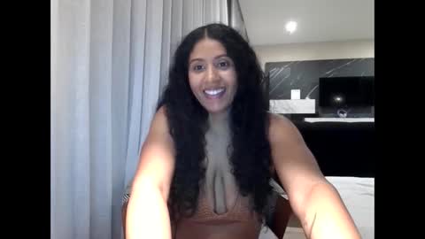 Snapshot of arabiangoddess3 chatting on June 2026 05:06:01 PM Monet online show from June 2026 05:06:01 PM