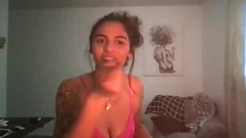 arabianprincess37 online show from September 2025 08:13:02 PM