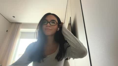 Snapshot of aracelisauberan chatting on May 2026 08:33:02 AM Rin online show from May 2026 08:33:02 AM